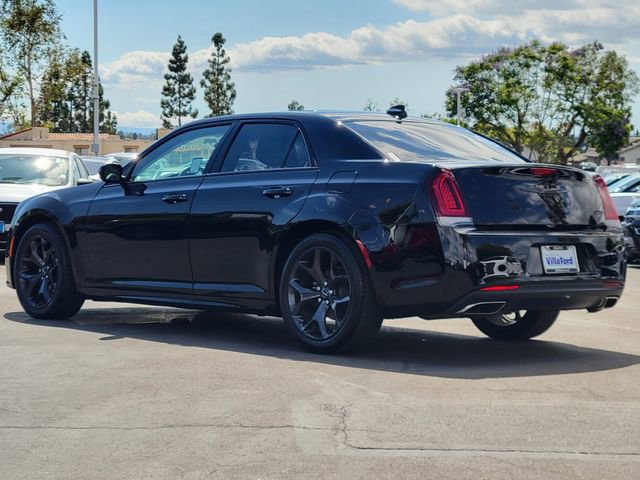 Used 2022 Chrysler 300 Touring L w/ Popular Equipment Group RWD video 2