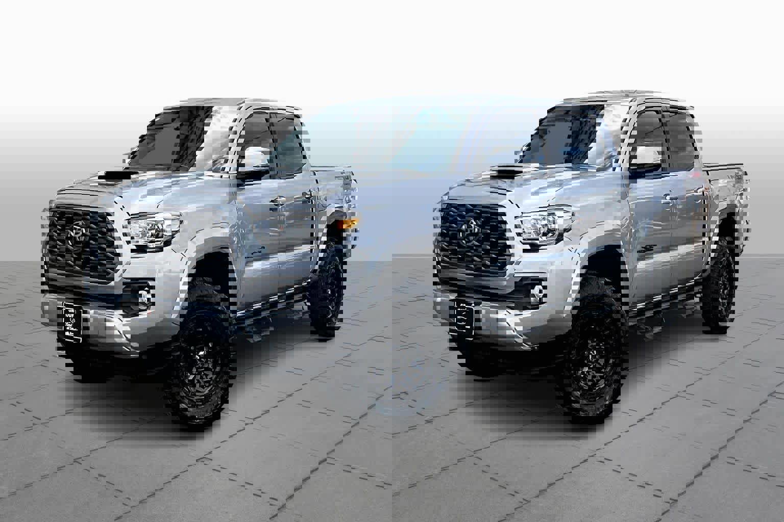 Used 2020 Toyota Tacoma TRD Sport image 6