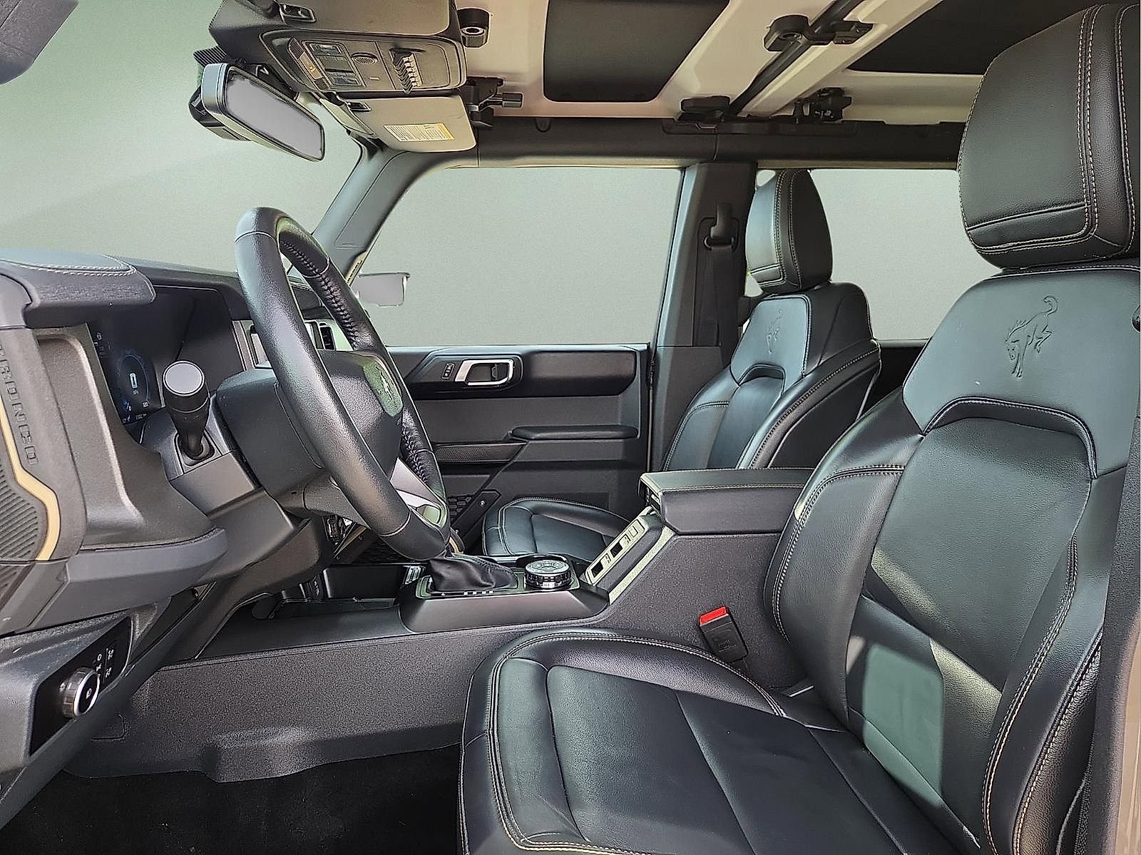 Certified 2025 Ford Bronco Badlands AWD/4WD image 14