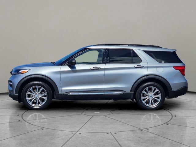 Certified 2023 Ford Explorer XLT w/ Equipment Group 202A AWD/4WD image 6