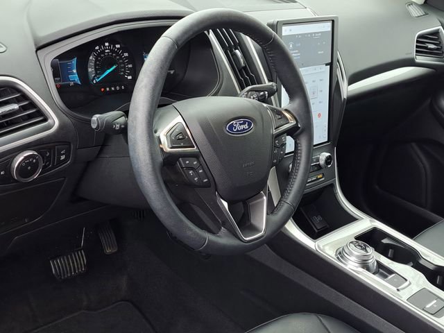 Certified 2024 Ford Edge SEL w/ Convenience Package image 11
