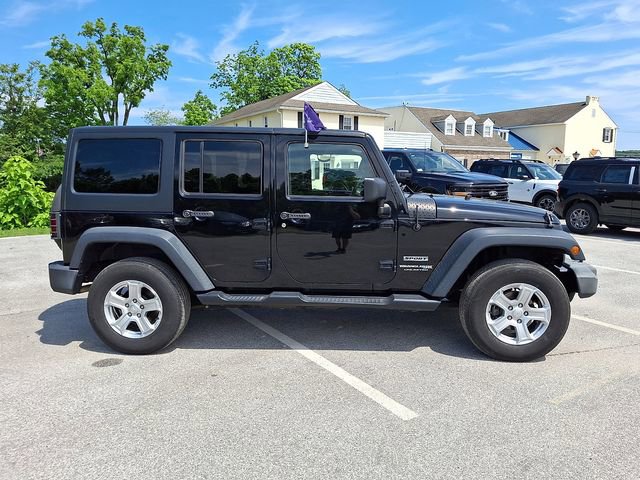 Used 2018 Jeep Wrangler Unlimited Sport AWD/4WD image 17