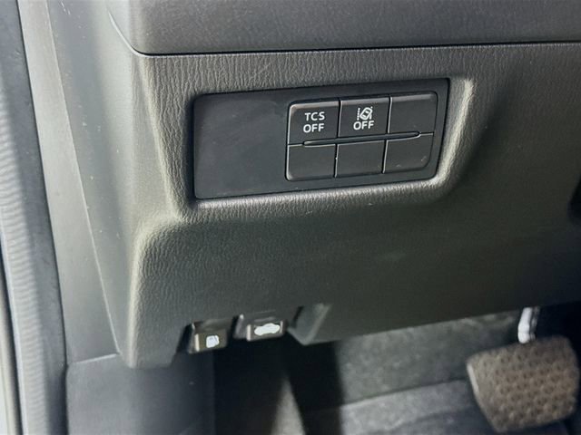 Used 2019 MAZDA CX-5 Touring image 12