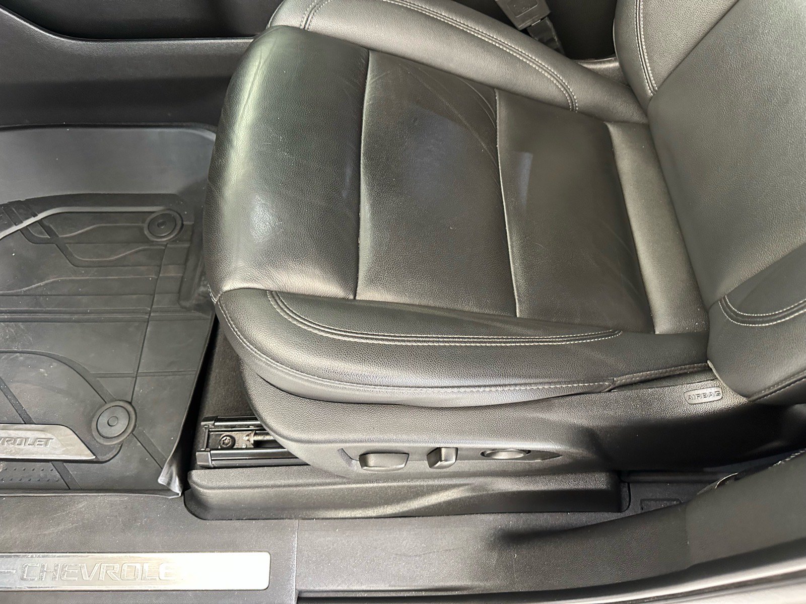 Used 2022 Chevrolet Tahoe LT w/ Luxury Package RWD image 21
