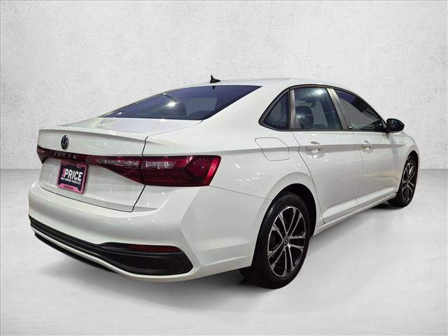 Used 2025 Volkswagen Jetta Sport FWD image 5