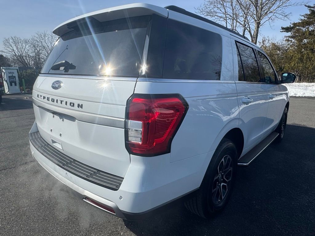 Certified 2023 Ford Expedition XLT AWD/4WD image 6