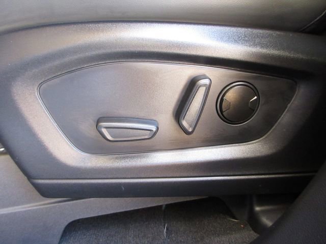 Certified 2025 Ford Explorer Active w/ Active Comfort Package RWD image 13