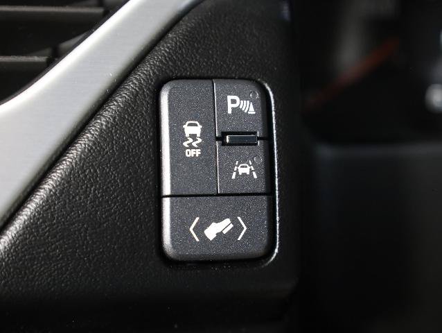 Used 2019 GMC Yukon SLT w/ Graphite Performance Edition AWD/4WD image 32