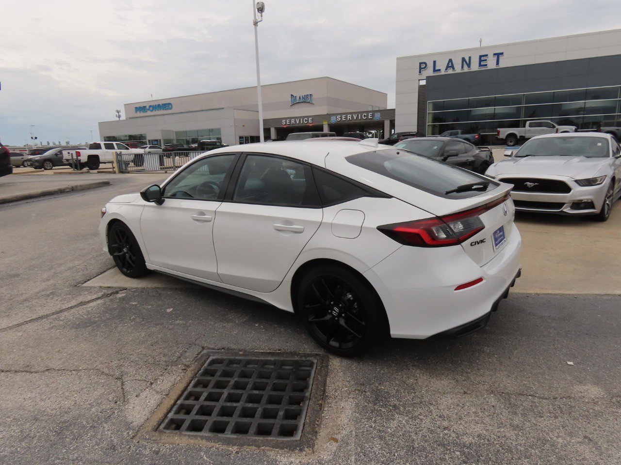 Used 2026 Honda Civic Sport image 3