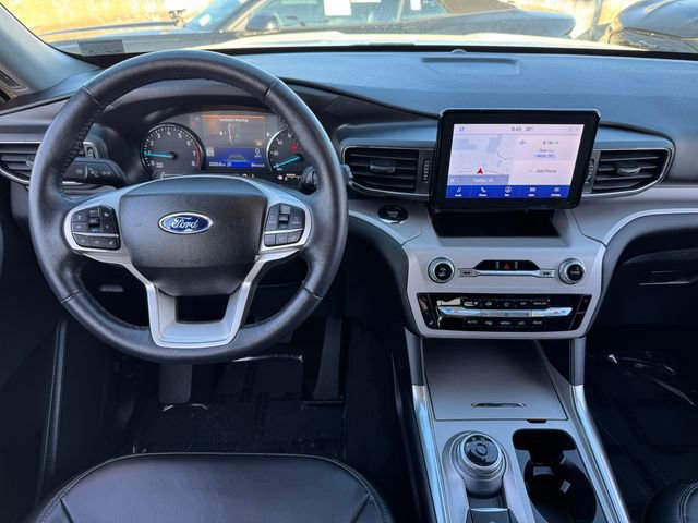 Certified 2023 Ford Explorer XLT w/ Equipment Group 202A AWD/4WD image 11