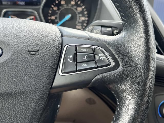 Certified 2019 Ford Escape Titanium w/ U0J03 - Titanium Tow Package FWD image 27