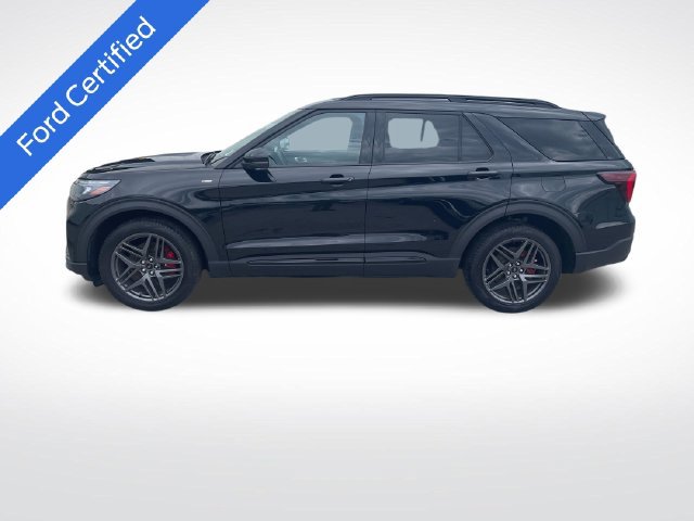 Certified 2025 Ford Explorer ST-Line w/ ST-Line Street Pack AWD/4WD image 3
