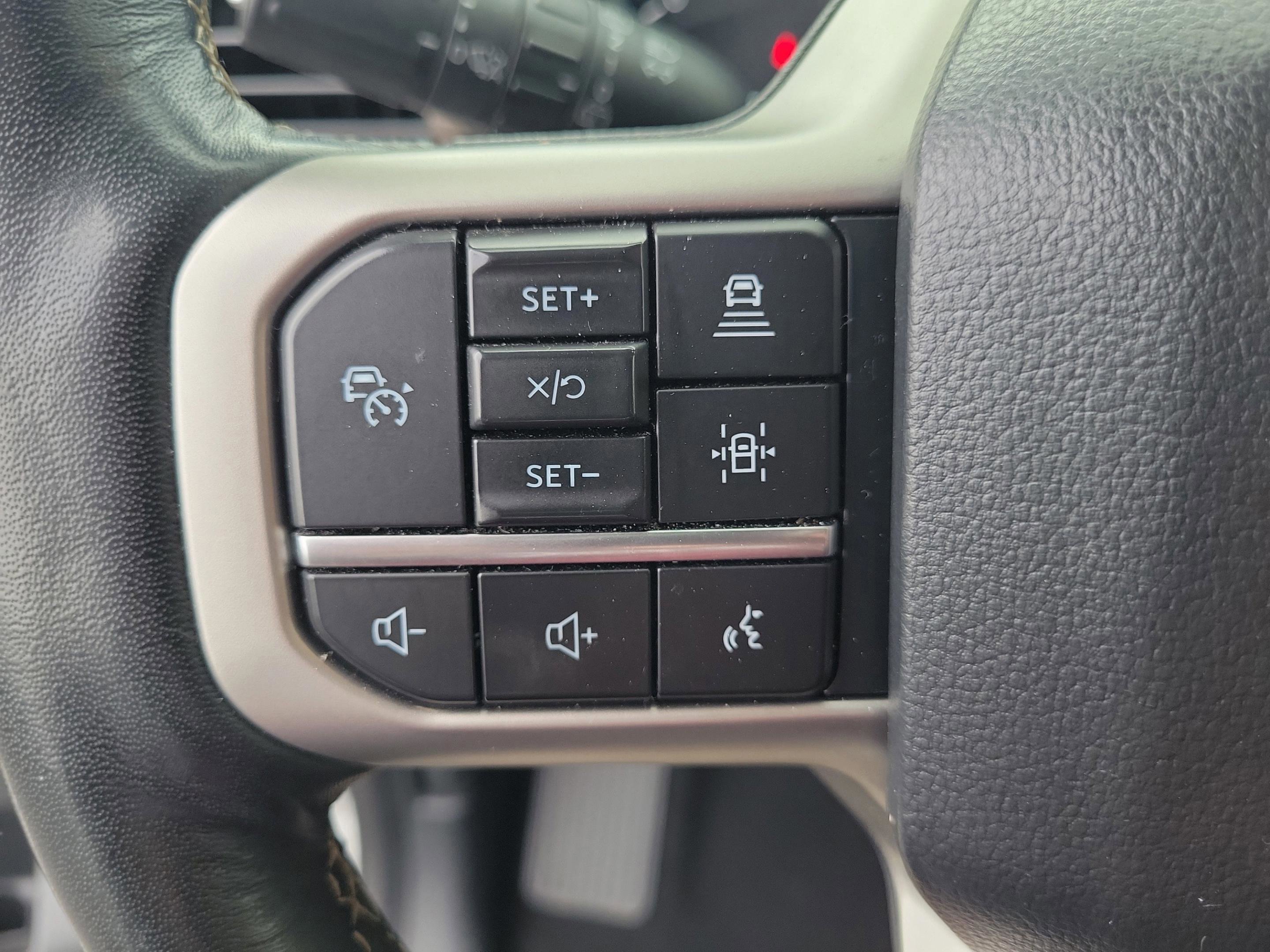 Certified 2024 Ford Expedition Limited image 24