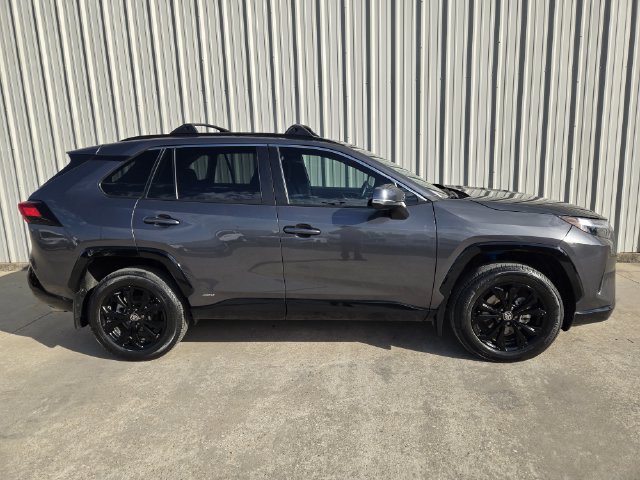 Used 2023 Toyota RAV4 SE AWD/4WD image 6
