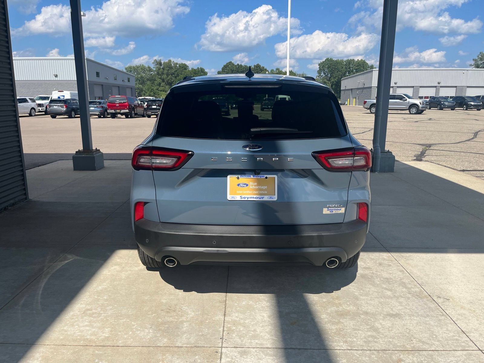 Certified 2025 Ford Escape ST-Line w/ Tech Pack #1 AWD/4WD image 4