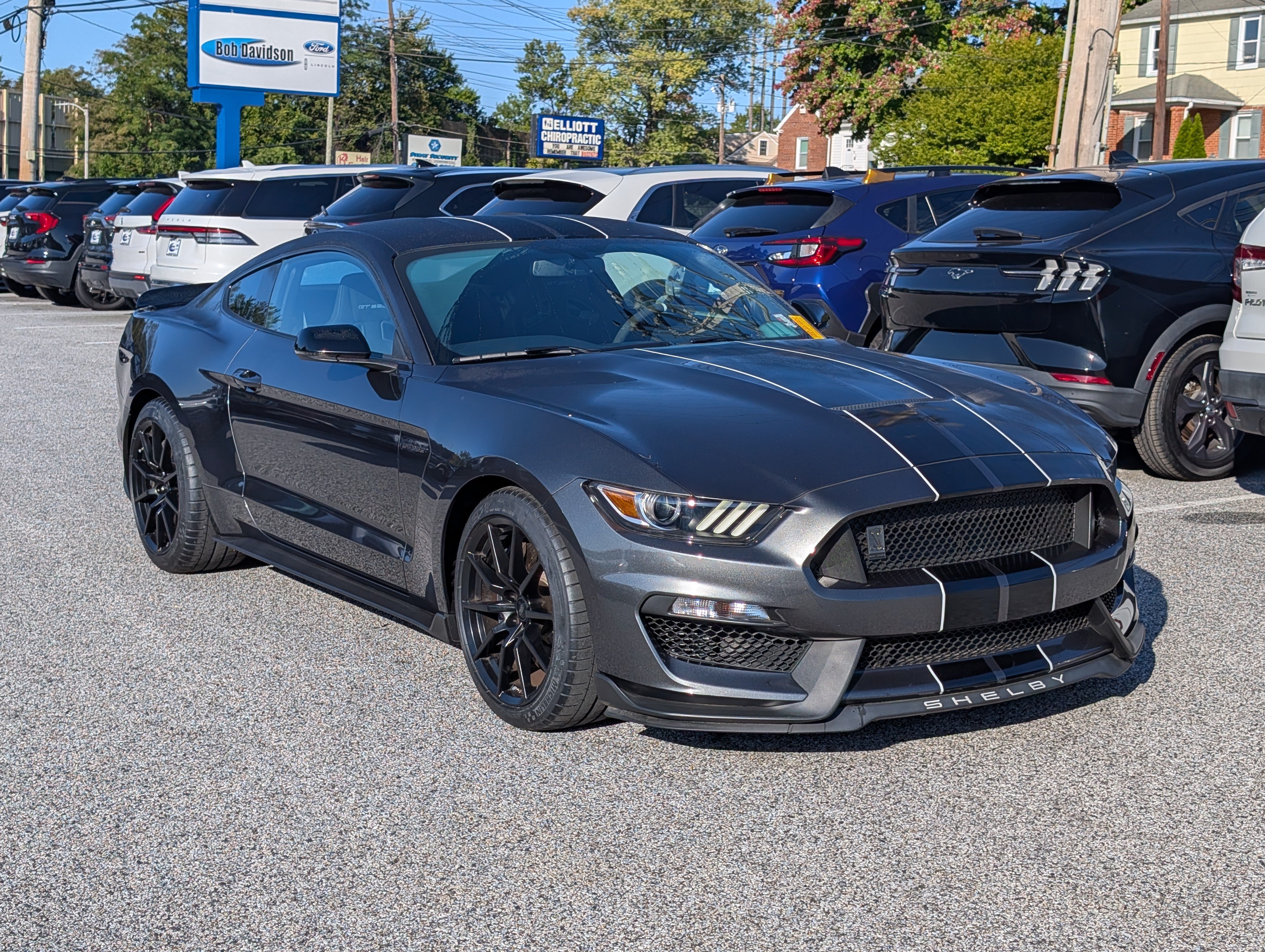 Certified 2018 Ford Mustang Shelby GT350 w/ Electronics Package RWD image 9