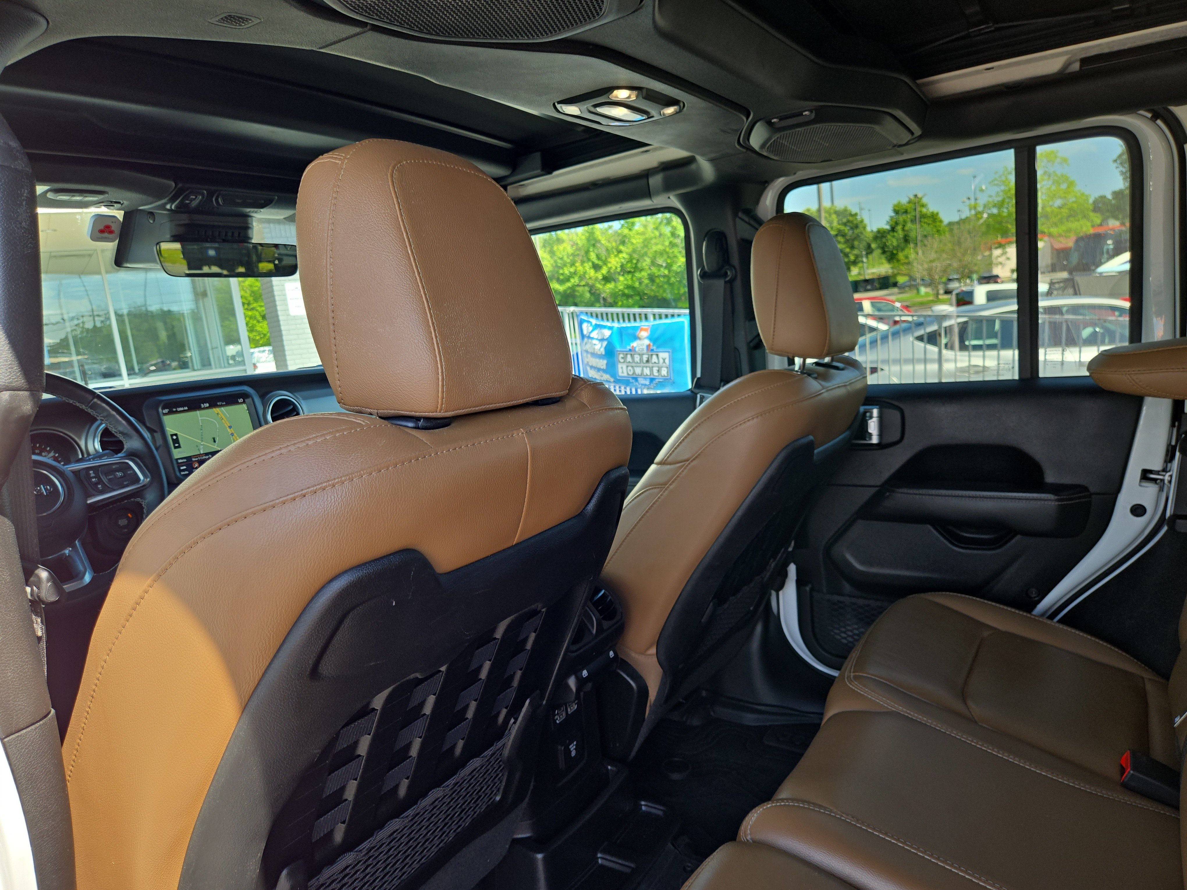 Used 2021 Jeep Wrangler Unlimited Rubicon AWD/4WD image 16