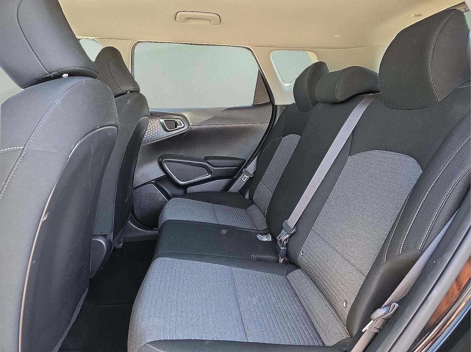 Used 2021 Kia Soul S FWD image 10