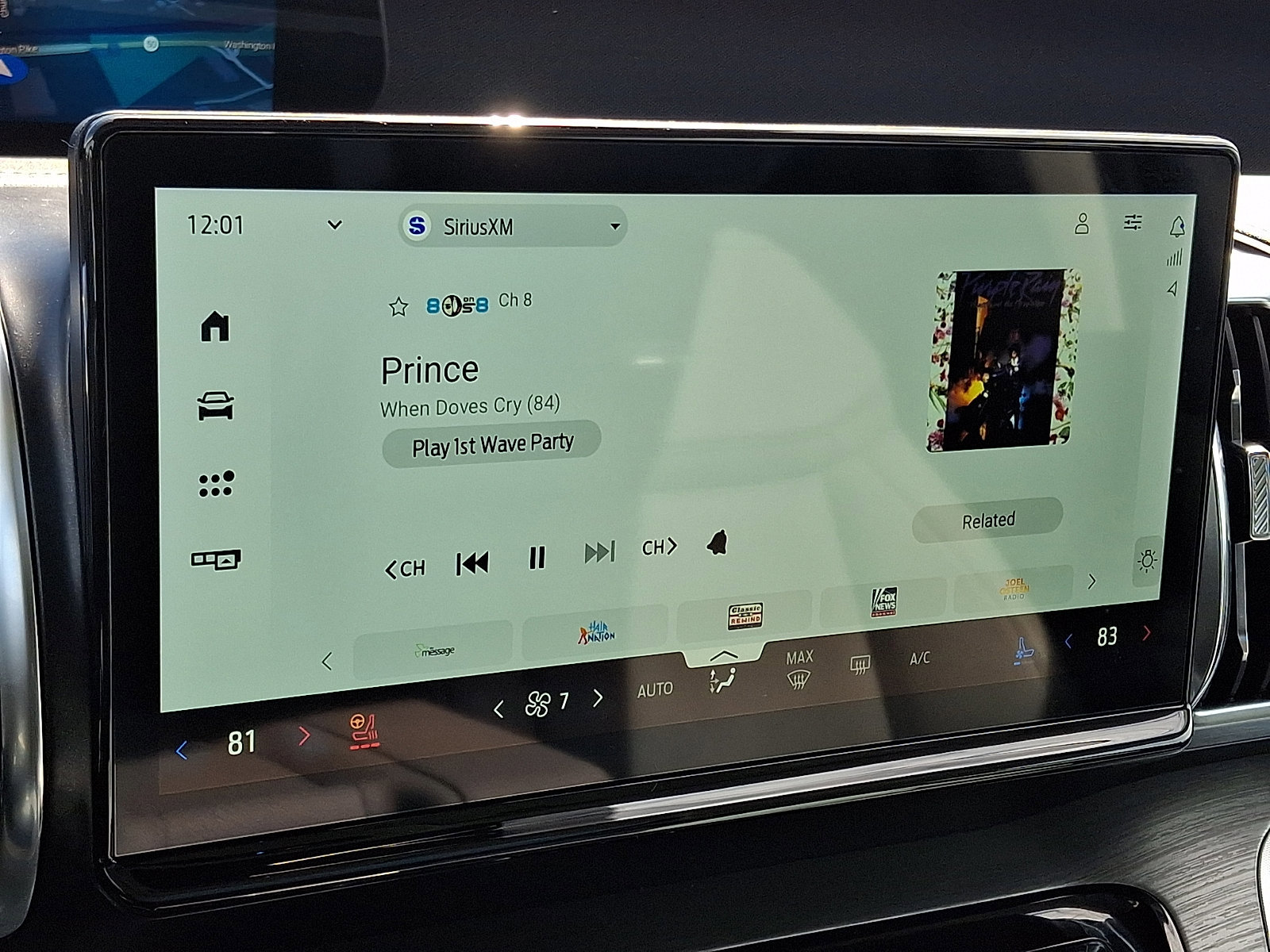 Certified 2025 Ford Expedition Max Platinum w/ Driver's Package image 17