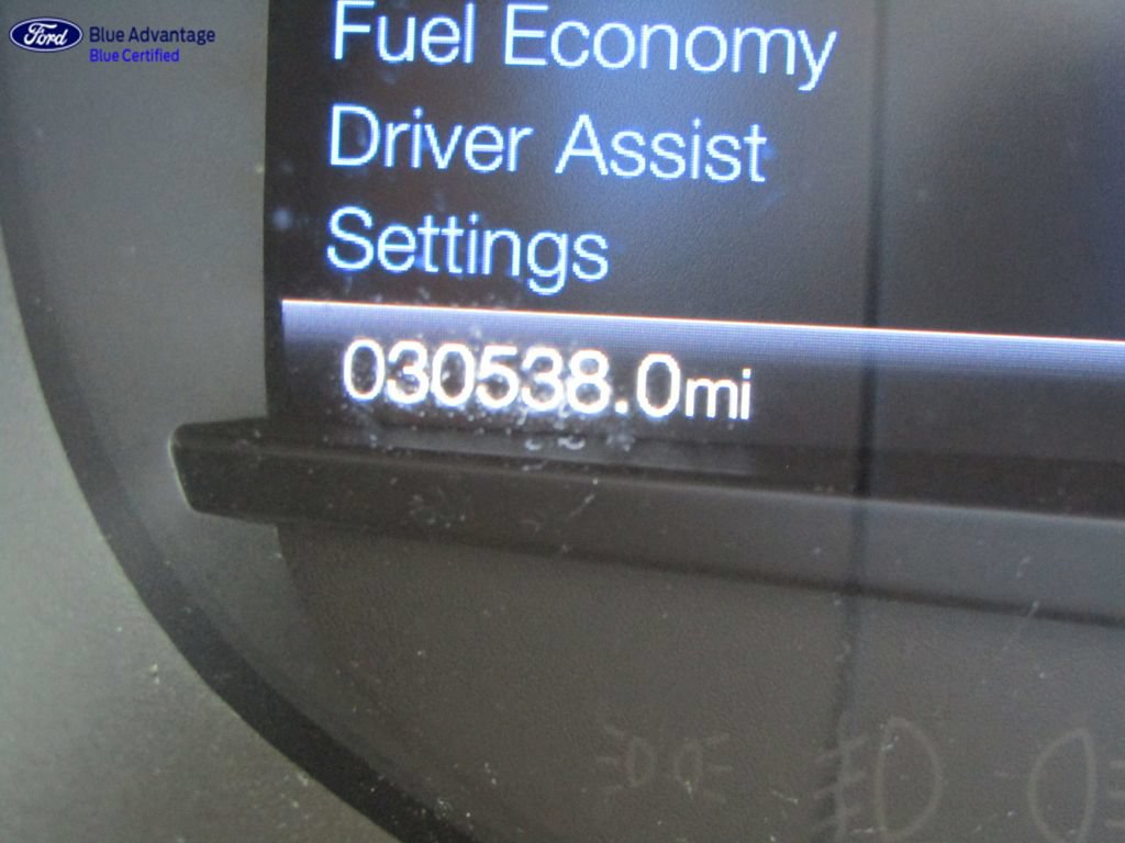 Certified 2019 Ford Edge Titanium w/ Cold Weather Package AWD/4WD image 38