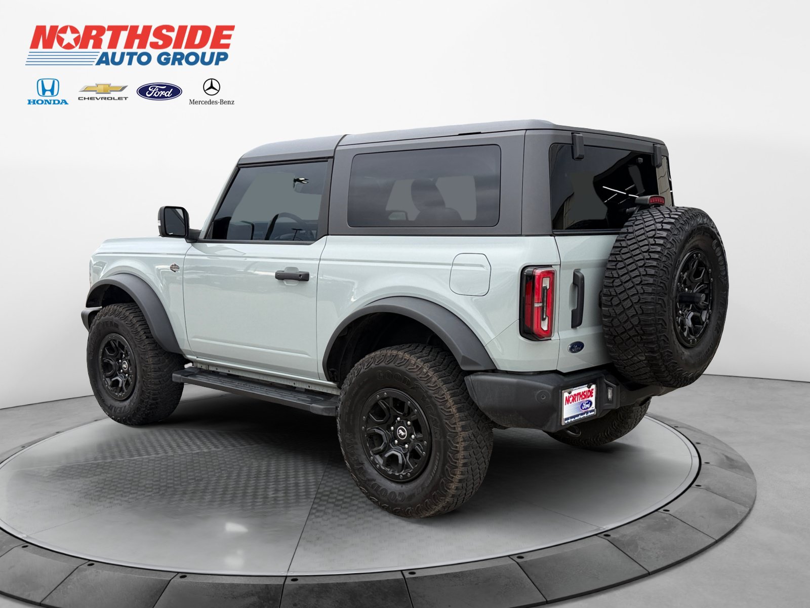 Certified 2023 Ford Bronco Wildtrak AWD/4WD image 5