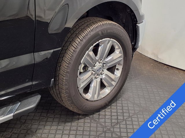 Certified 2018 Ford F150 XLT w/ Equipment Group 302A Luxury AWD/4WD image 30
