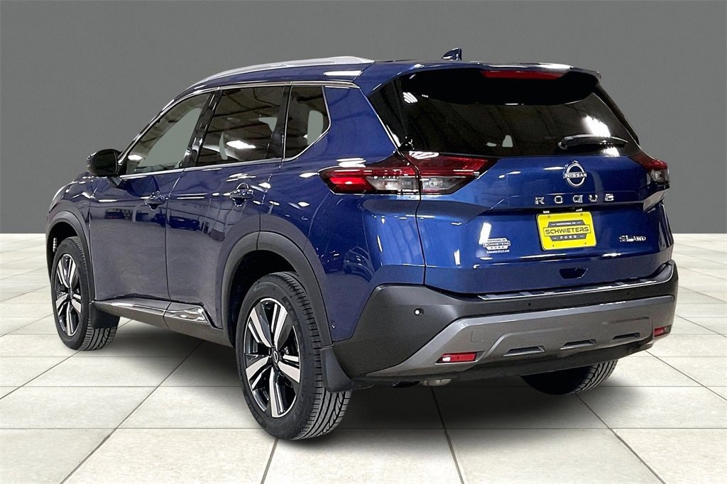 Used 2023 Nissan Rogue SL w/ SL Premium Package image 11