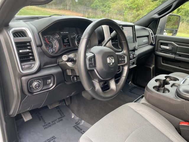 Used 2024 RAM 3500 Big Horn AWD/4WD image 24