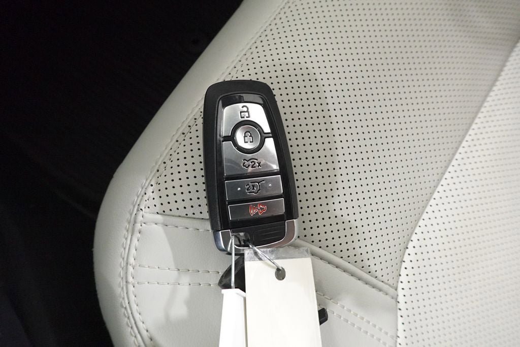 Certified 2025 Ford Mustang Mach-E Premium AWD/4WD image 24