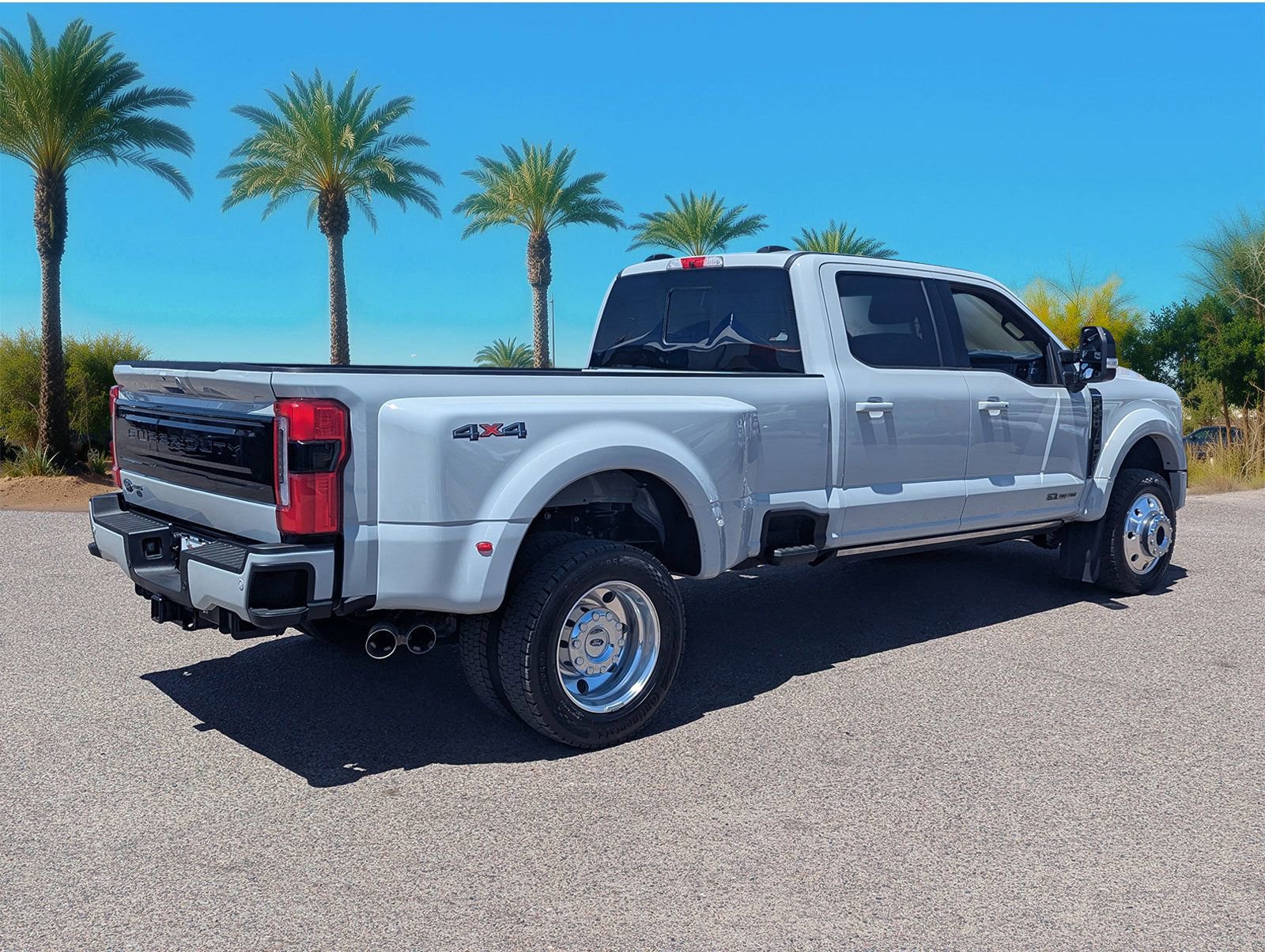 Certified 2025 Ford F450 Platinum AWD/4WD image 5