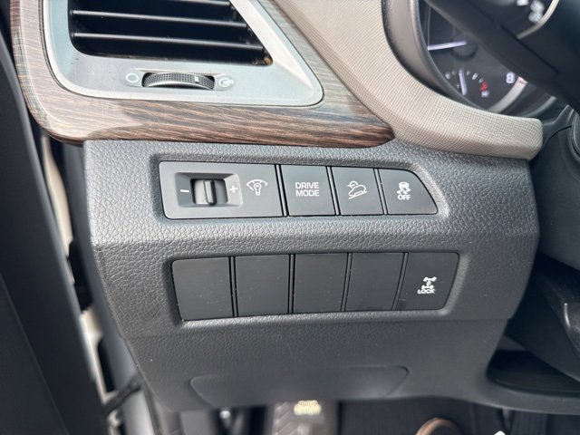 Used 2017 Hyundai Santa Fe Sport image 31