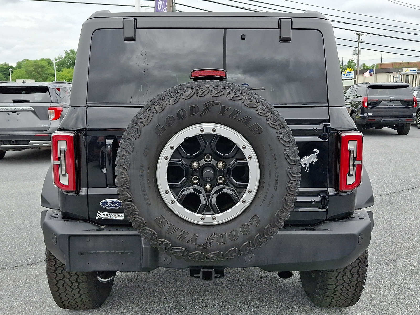 Certified 2023 Ford Bronco Outer Banks w/ Sasquatch Package AWD/4WD image 5