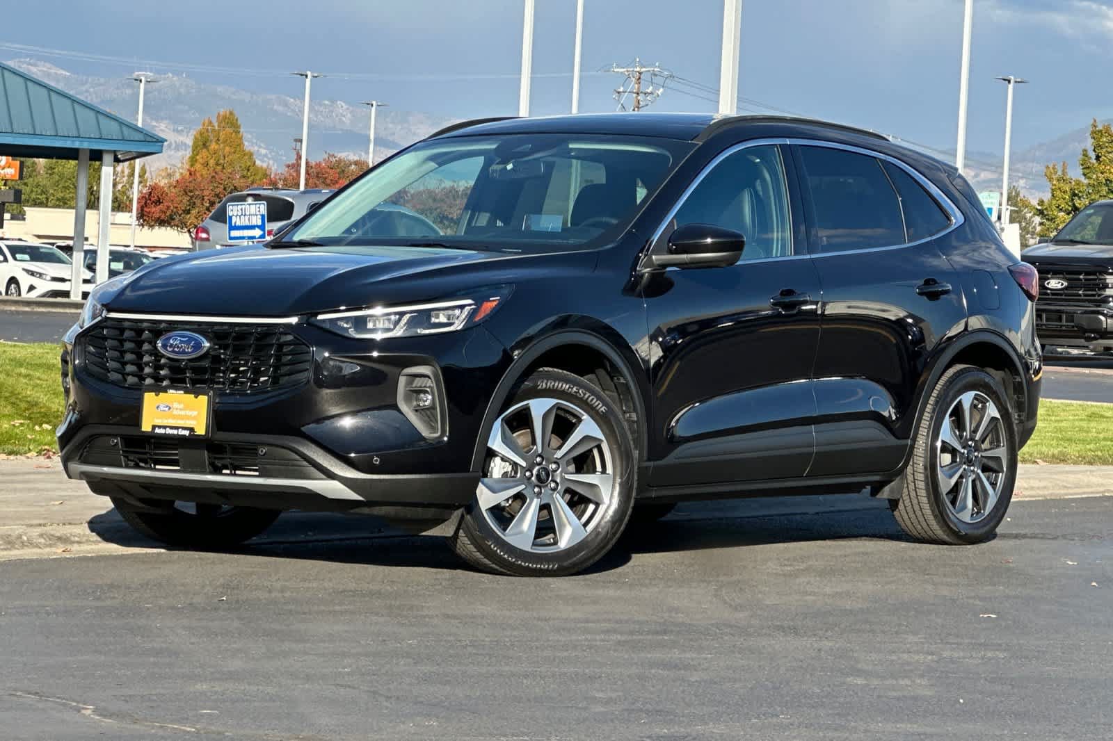 Certified 2025 Ford Escape Platinum w/ Premium Technology Package