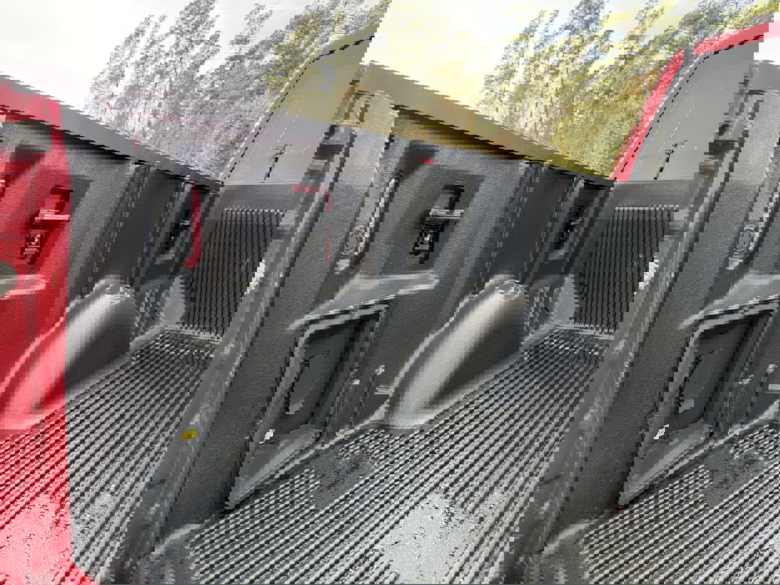 Certified 2022 Ford F150 XLT w/ Equipment Group 302A High image 11