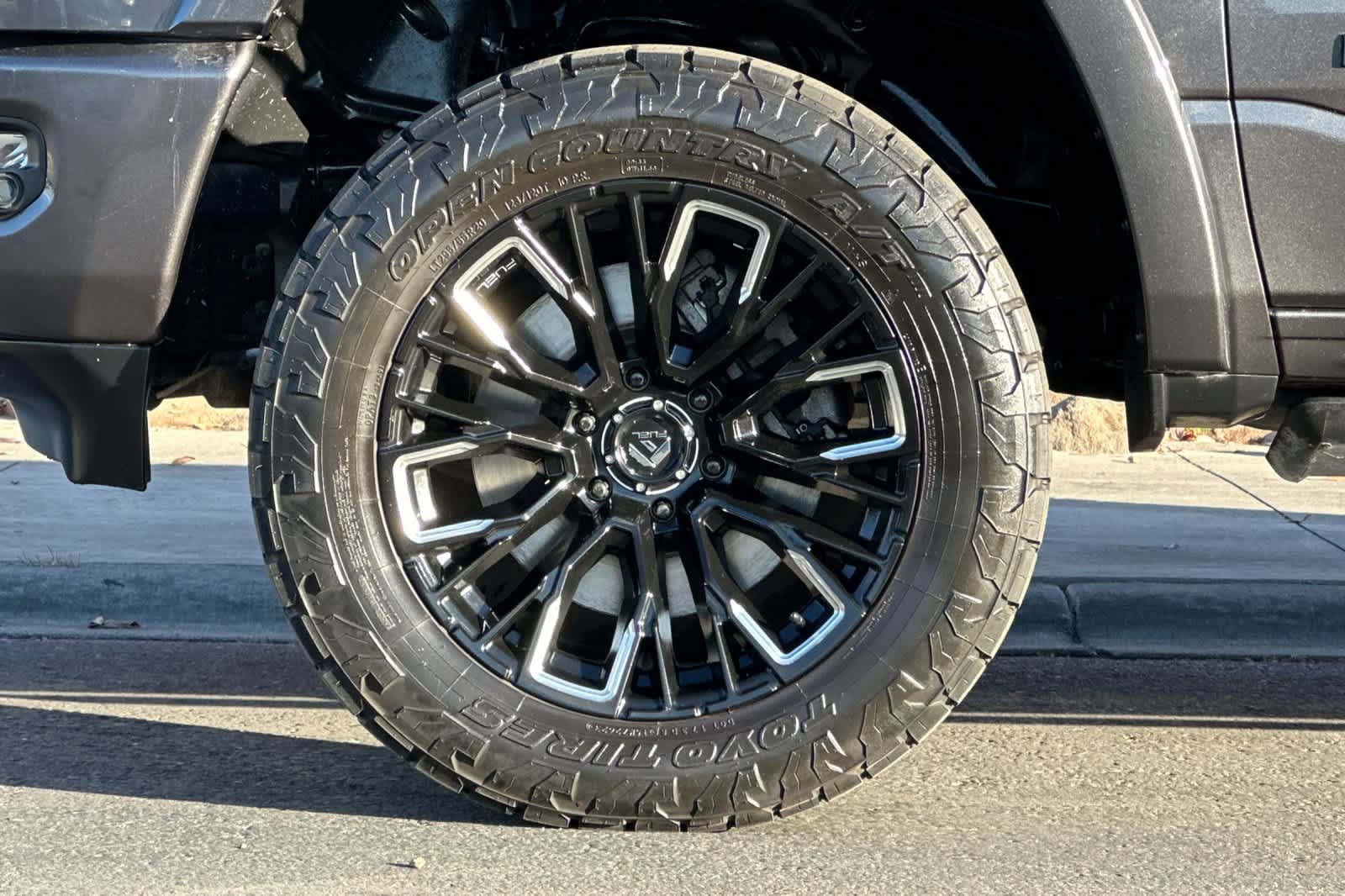 Used 2021 RAM 1500 Laramie AWD/4WD image 26