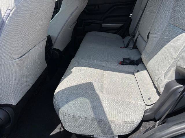 Used 2025 Toyota 4Runner SR5 AWD/4WD image 28