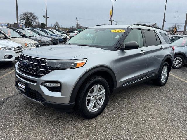 Certified 2020 Ford Explorer XLT w/ Equipment Group 202A image 2