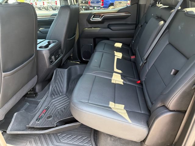 Used 2024 Chevrolet Silverado 1500 LT Trail Boss w/ Convenience Package II AWD/4WD image 22