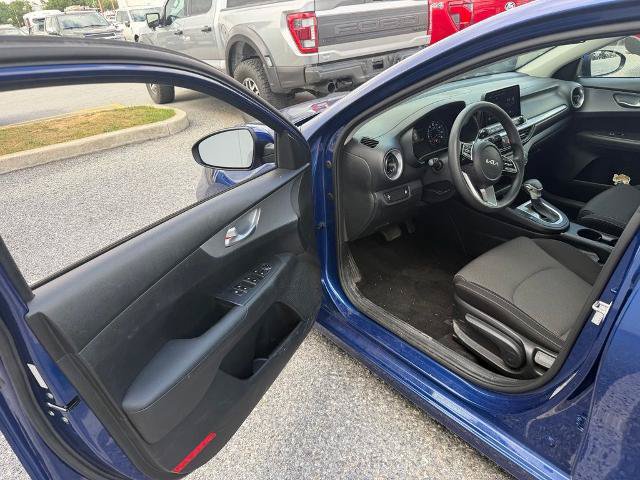 Used 2023 Kia Forte LXS FWD image 9