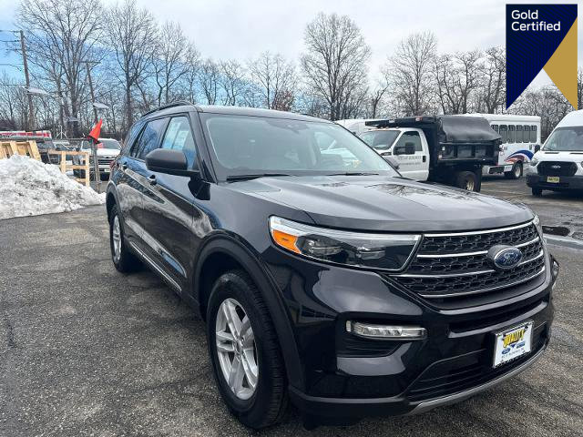 Certified 2024 Ford Explorer XLT w/ Equipment Group 202A image 1