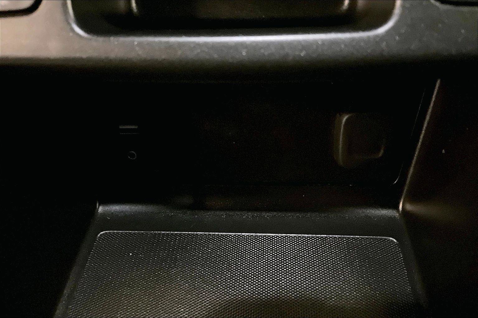 Used 2018 Chevrolet Colorado Z71 w/ Z71 Midnight Edition image 31