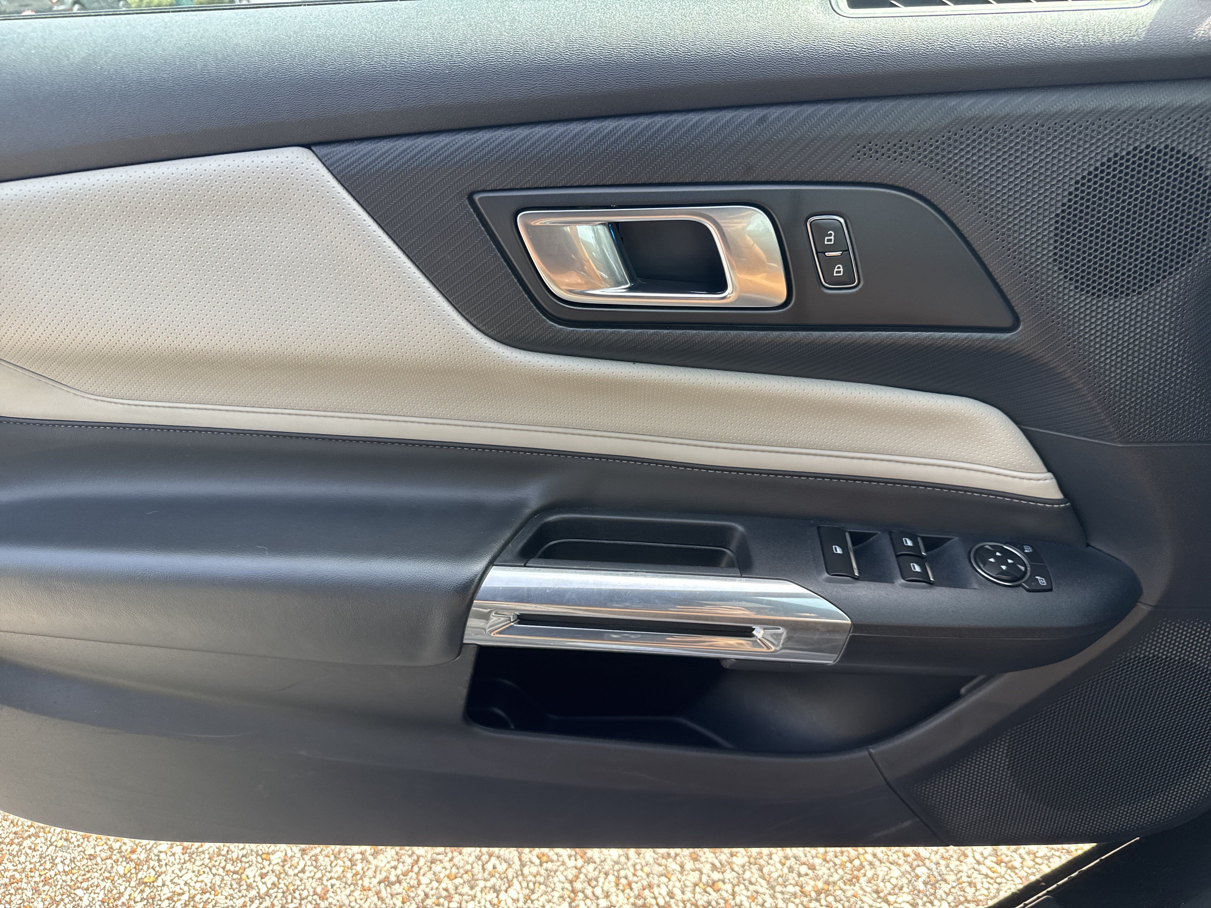 Certified 2024 Ford Mustang Premium RWD image 14