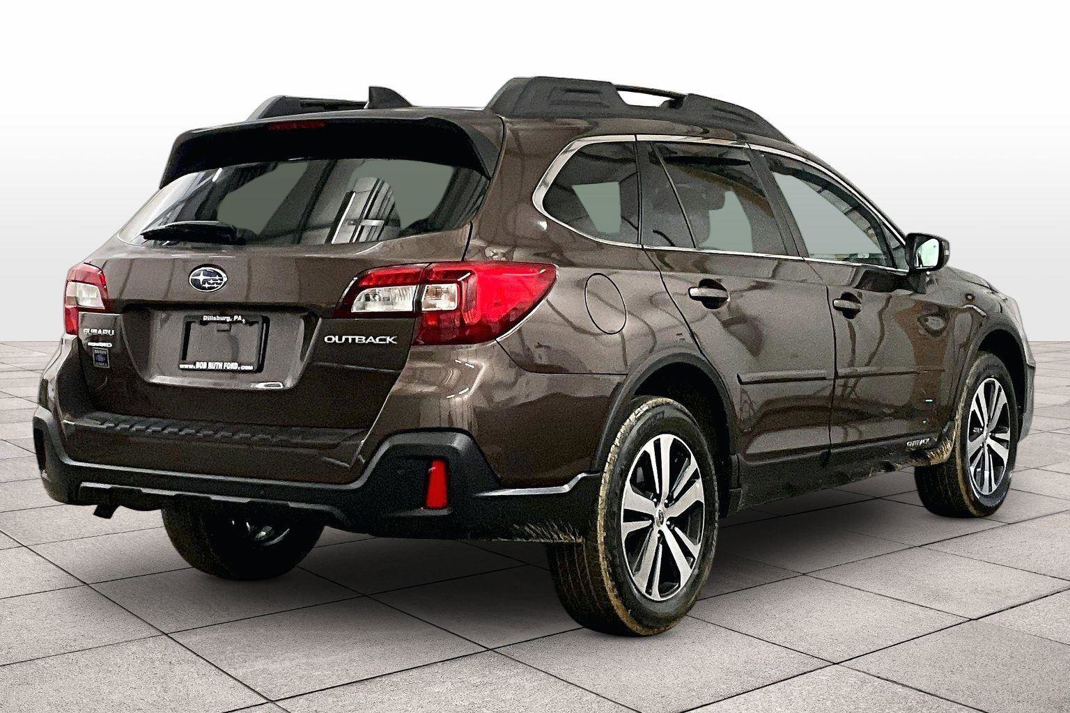 Used 2019 Subaru Outback 2.5i Limited image 11