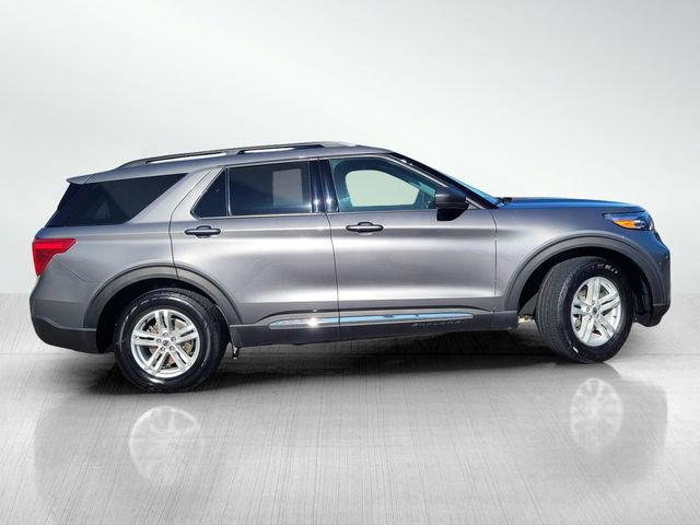 Certified 2021 Ford Explorer XLT image 2