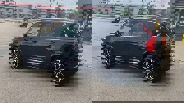 Used 2022 Volvo XC90 T8 Inscription Expression w/ Advanced Package image 7