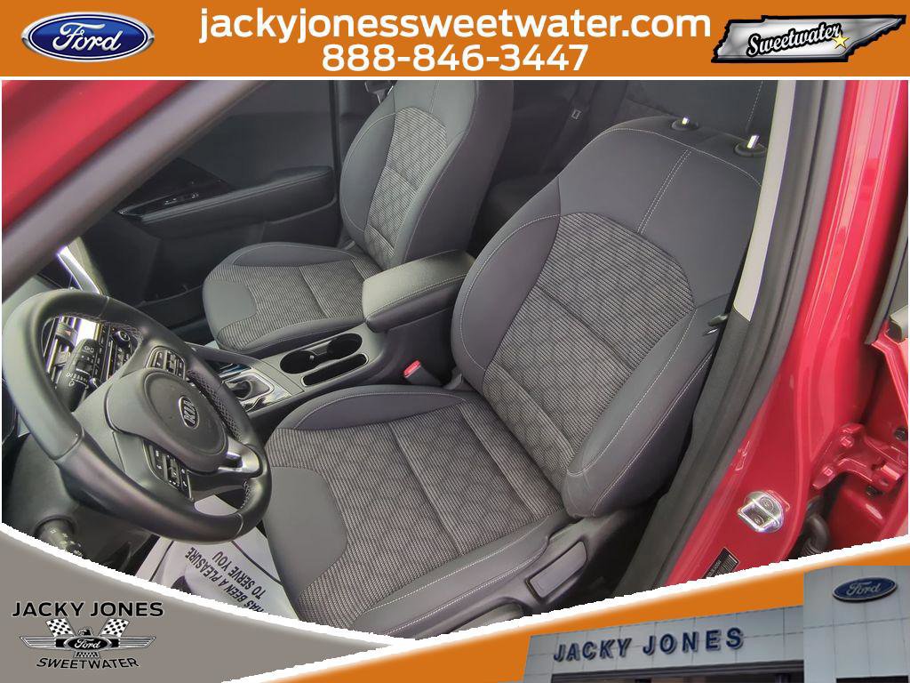 Used 2020 Kia Niro LXS image 11