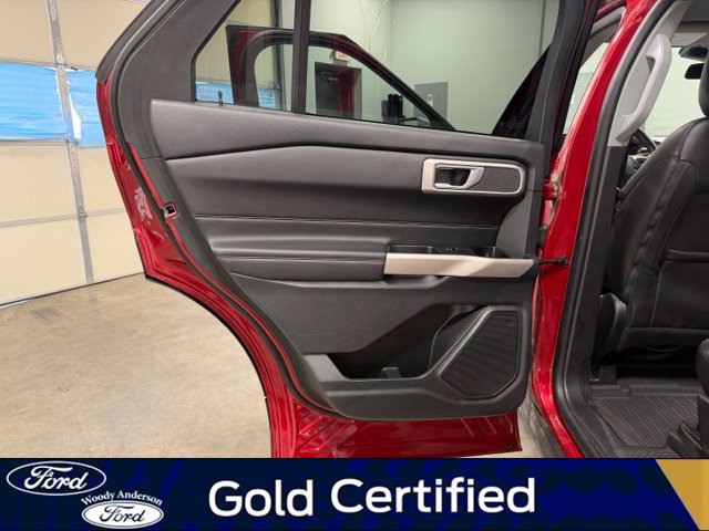 Certified 2023 Ford Explorer XLT w/ Equipment Group 202A AWD/4WD image 24