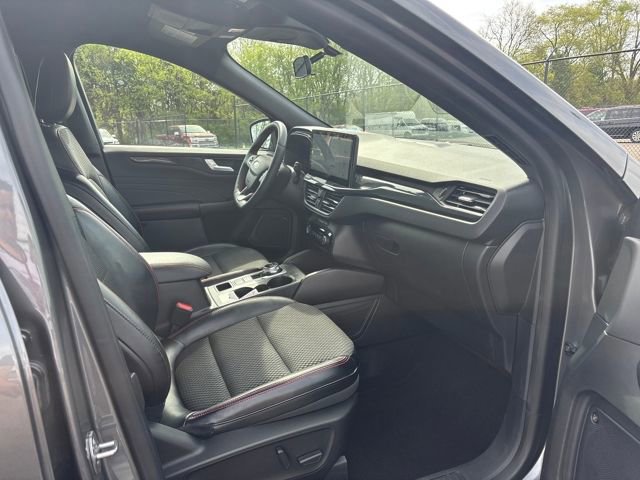 Certified 2023 Ford Escape ST-Line Select w/ Tech Pack #2 image 8