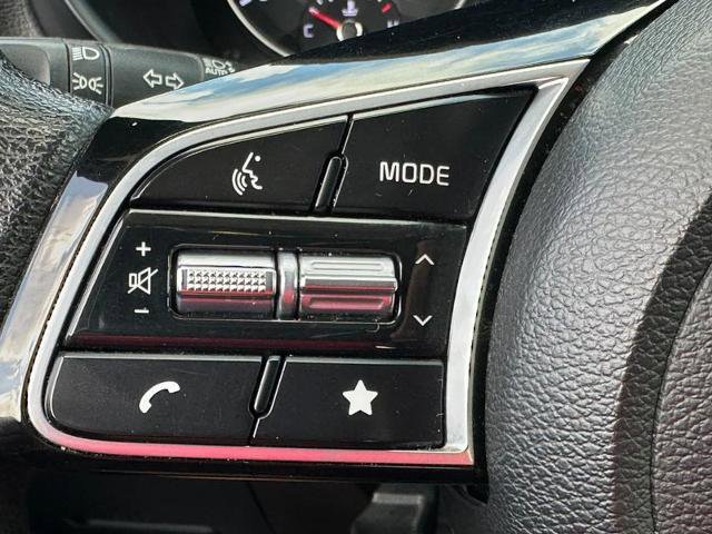 Used 2023 Kia Forte LXS image 17