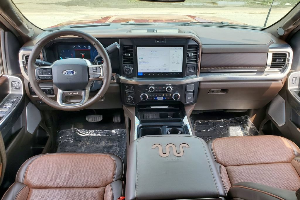 Certified 2025 Ford F250 King Ranch AWD/4WD image 18
